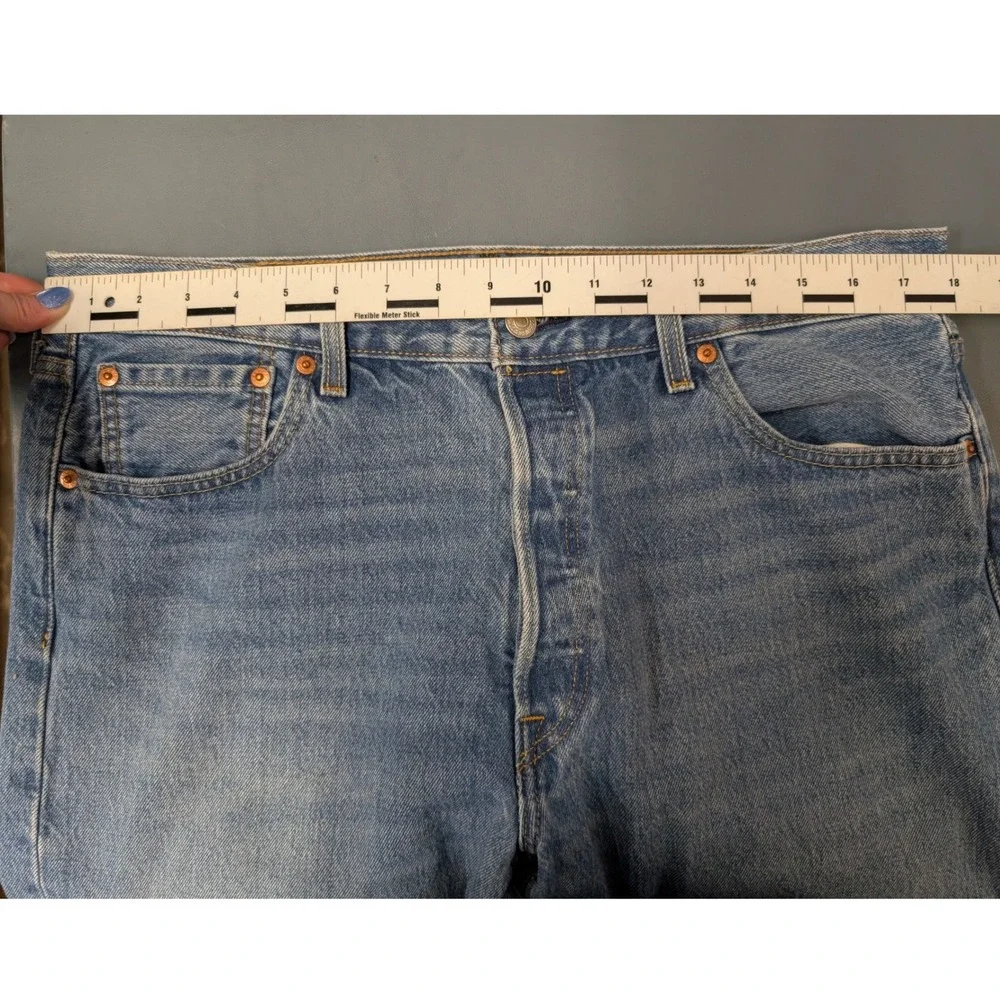 Levis 501 Original Fit Jeans Mens 36x30 Blue Medium Wash Straight Leg‎ Denim